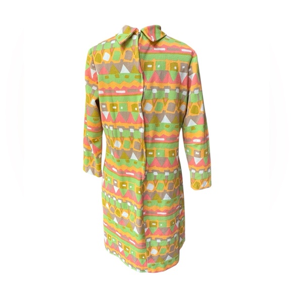 1960s‎ Psychedelic Poly Fleece Rolled Neckline Shift Dress - Picture 3 of 4